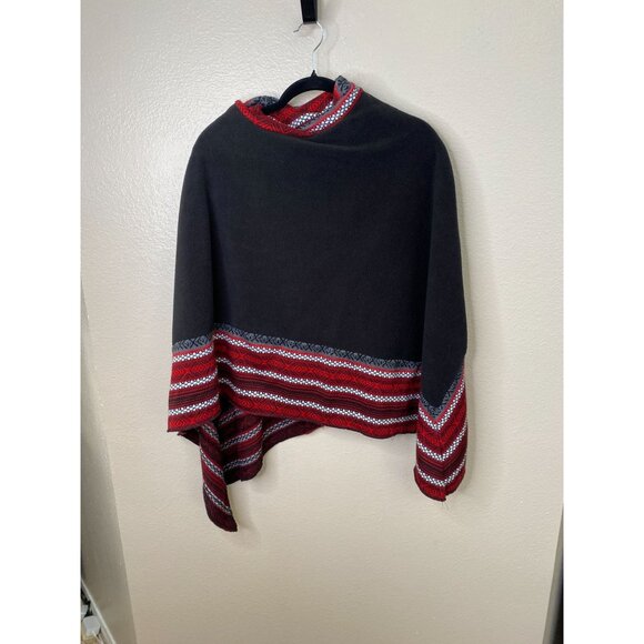 Le Moda Black Poncho With Red & Gray Knit Trim Asymmetrical Style One Size - Picture 1 of 8